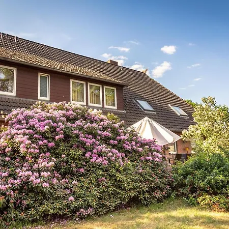 בית חווה Rhododendronhof *